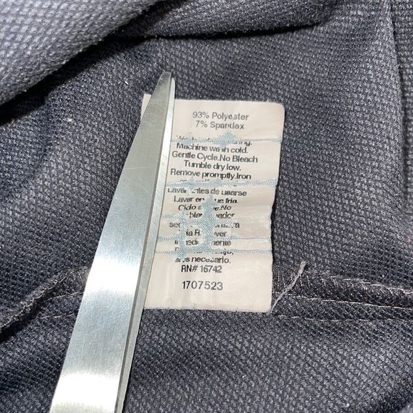 Jockey Gray Scrub Top - Picture 6 of 6